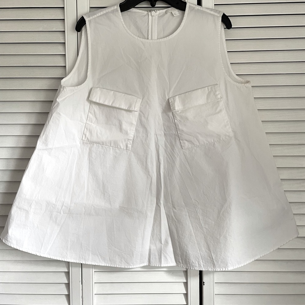 COS LIKE NEW SLEEVELESS UTILITY-STYLE TANK!